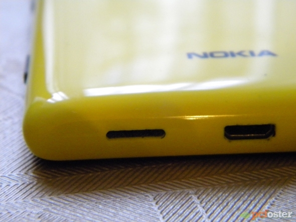 Nokia Lumia 820