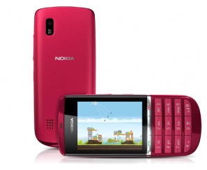 Nokia Asha 300 - rzut oka