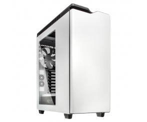 Sportowy bolid NZXT H440