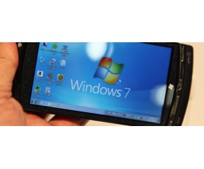 Fujitsu F-07C czyli Symbian i Windows 7 razem