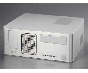 Aluminiowy maluch Lian Li PC - A01