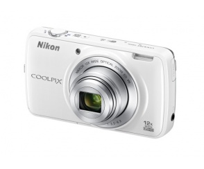 Bliskie spotkanie – Nikon Coolpix S810c