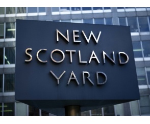 Scotland Yard rozbija duży gang hakerów