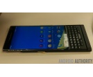 BlackBerry Venice - nowe zdjęcia smartfona z Androidem