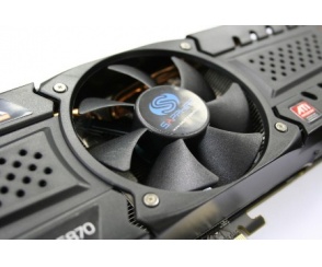 HD 5870 i HD 5750 z cichszym i wydajniejszym systemem chłodzenia