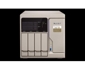 QNAP TS-x77 z 8-rdzeniowym procesorem AMD Ryzen 7 1700 QNAP TS-x77 z 8-rdzeniowym procesorem AMD Ryzen 7 1700