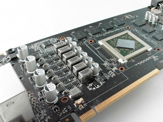 Asus Radeon HD 6870 DirectCU