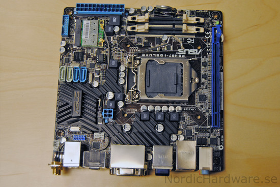 ASUS P8H67-I Deluxe