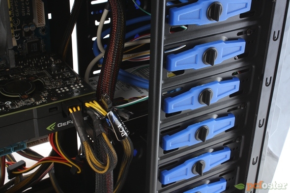 LC-POWER Gaming 972B Triton